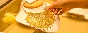 Buy Gold This Dhanteras with a Personal Loan